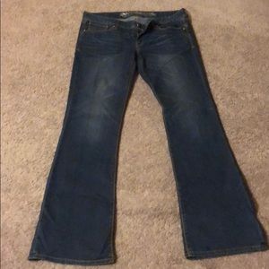 Women’s Express boot jeans